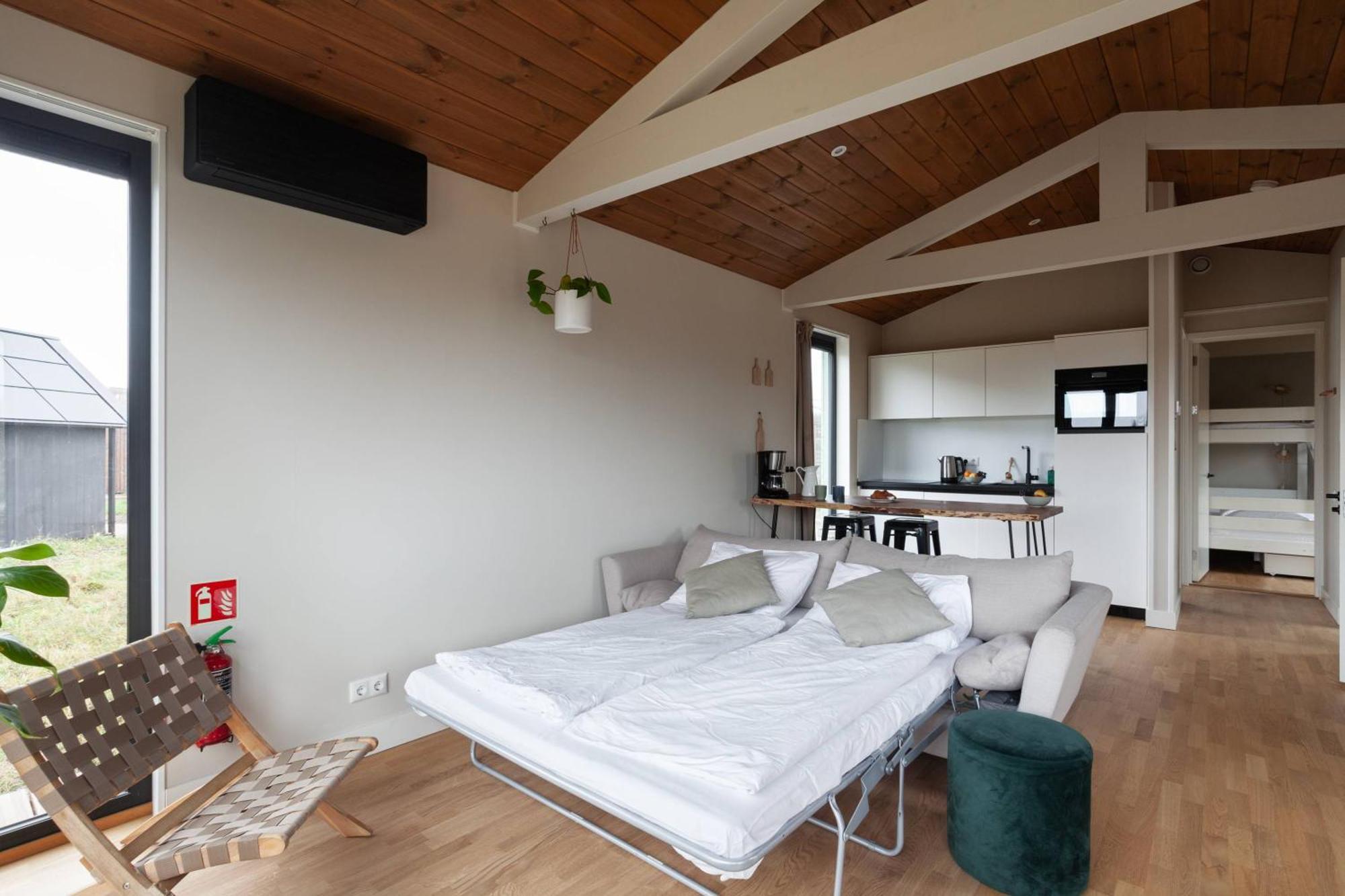 Basecamp Tiny House Eco-Resort Ijmuiden IJmuiden Bagian luar foto
