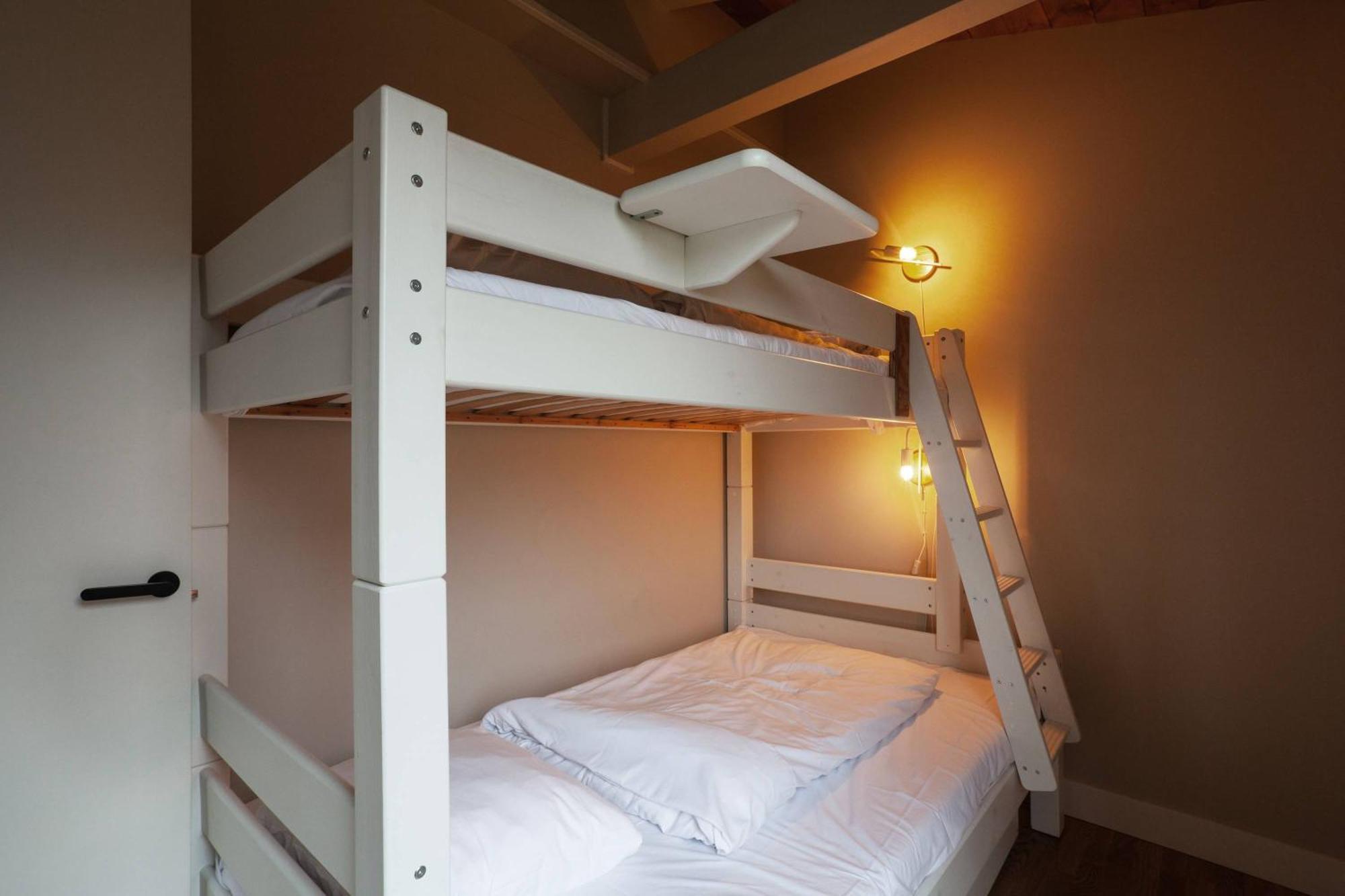 Basecamp Tiny House Eco-Resort Ijmuiden IJmuiden Bagian luar foto