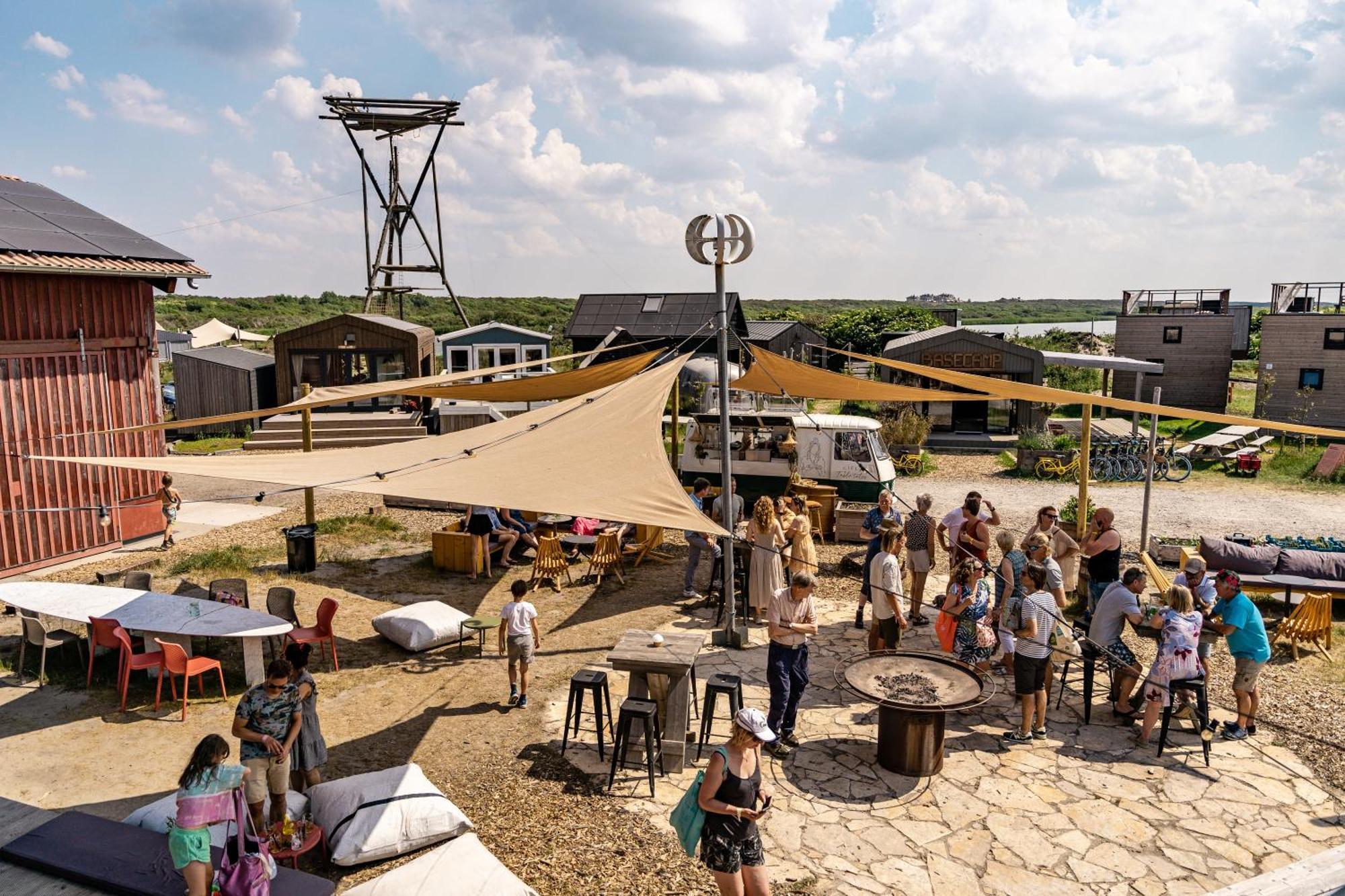 Basecamp Tiny House Eco-Resort Ijmuiden IJmuiden Bagian luar foto