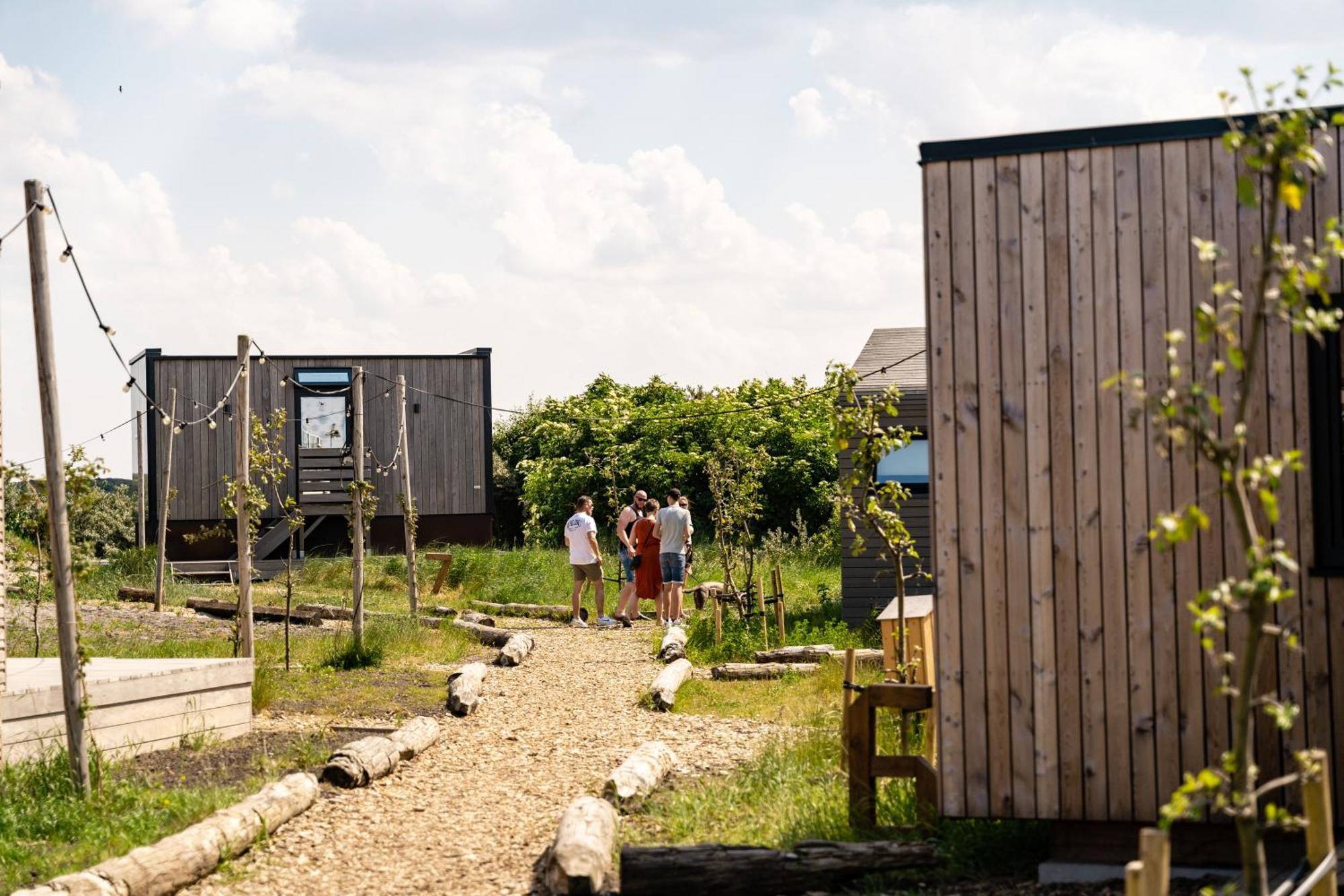 Basecamp Tiny House Eco-Resort Ijmuiden IJmuiden Bagian luar foto